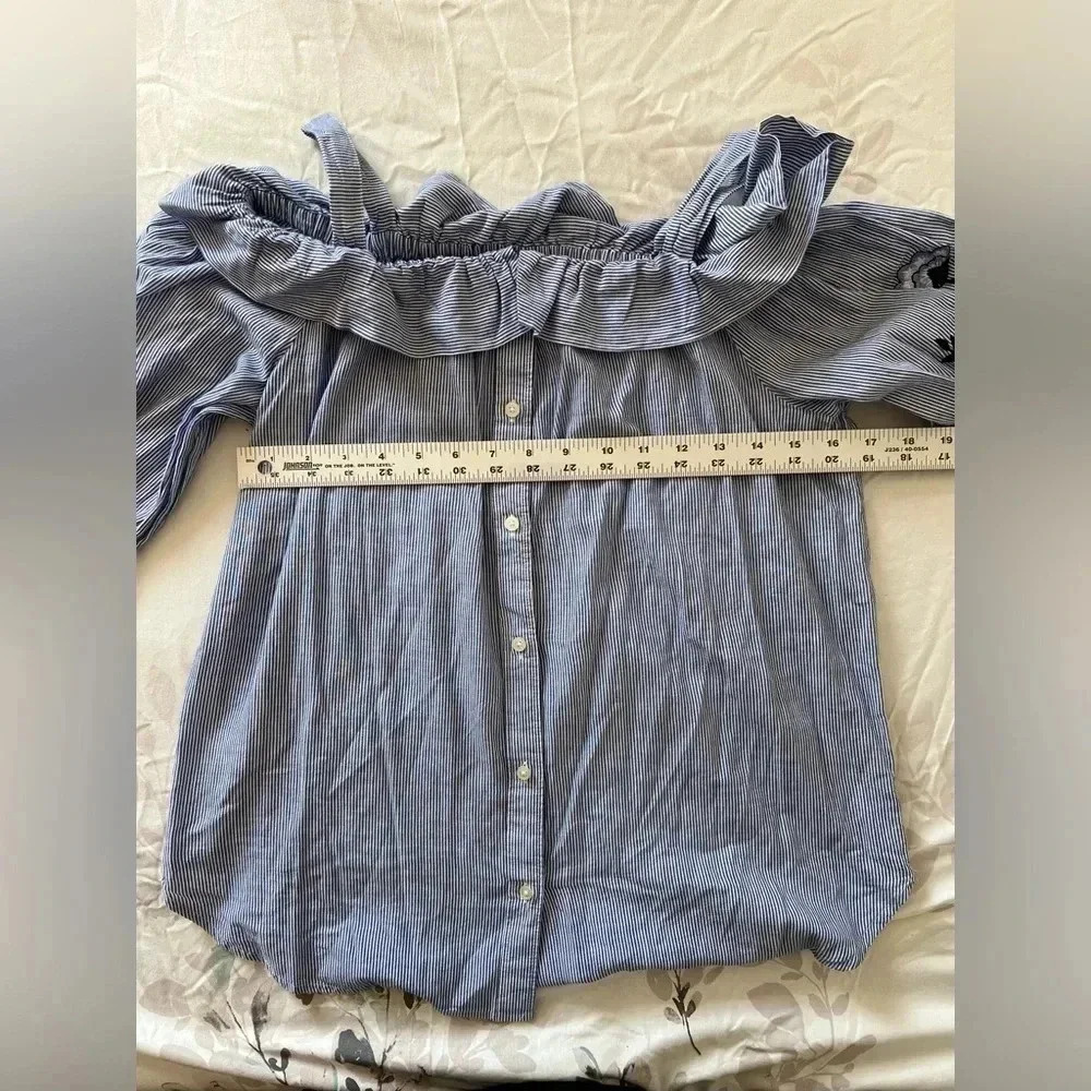 Loft Stripe Floral Embroidered Cold Off Shoulder Button Front Ruffle Top Size S - Picture 6 of 8